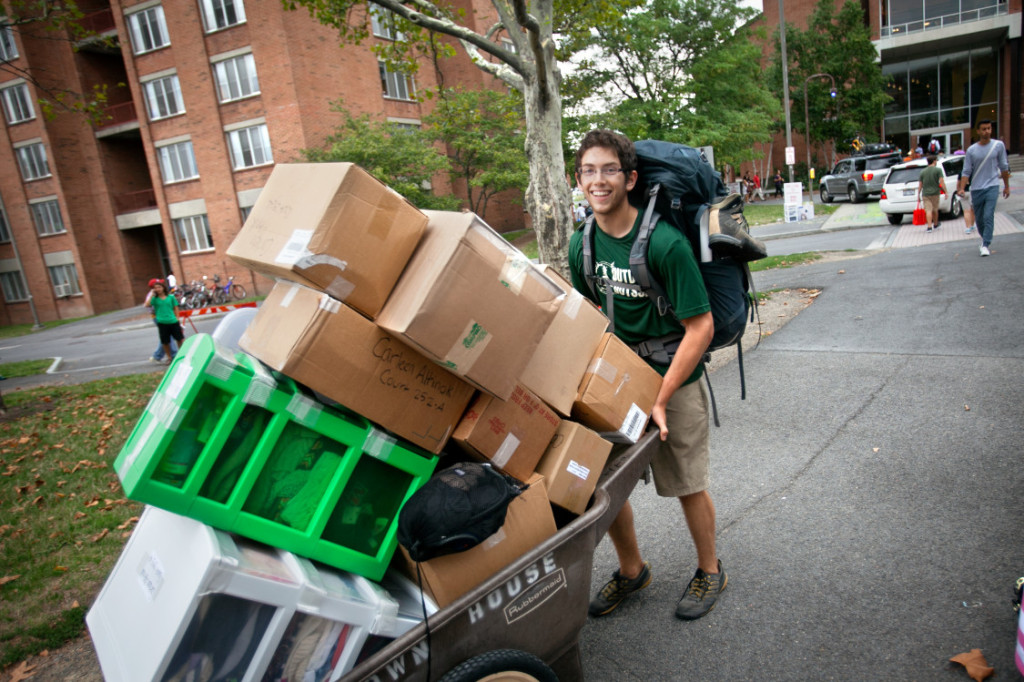 Moving into Your College Dorm or Apartment Tips